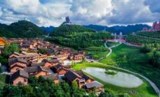 2024年七月份去貴州旅游熱嗎？