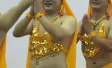 幼兒園六一匯演活動，奶爸傾情為六一匯演拼了一把！