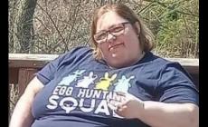 美國308斤女子因壓死10歲養子被判6年 怎么回事