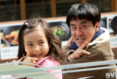 《七號房的禮物》中柳承龍演技如何 其演技深度解析與角色情感探討